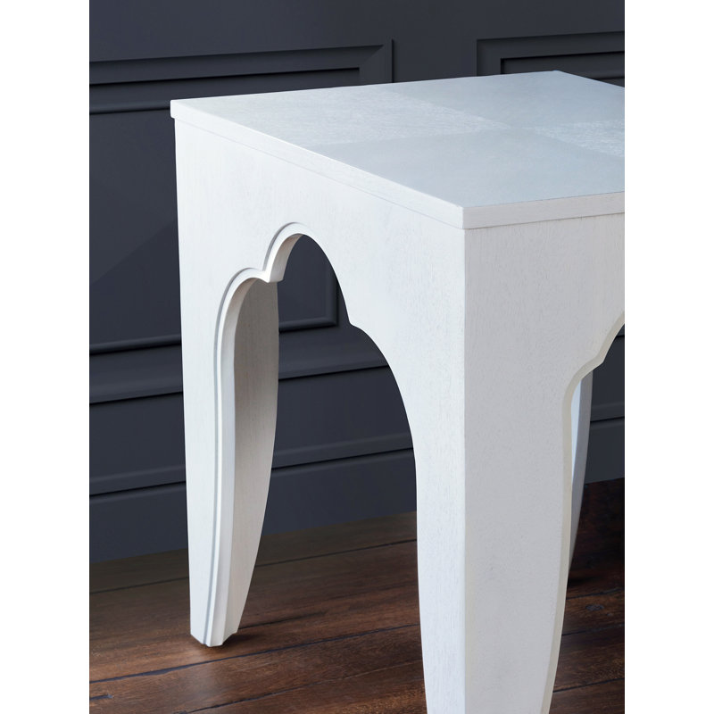 Island Manor End Table, White