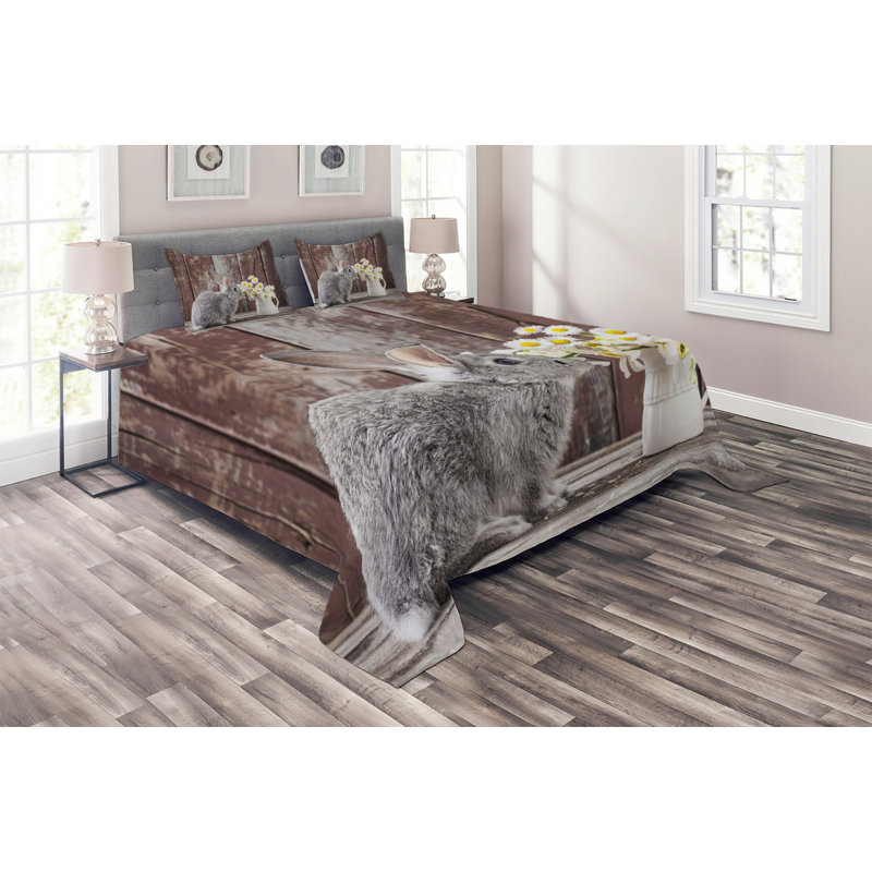 Farmhouse / Country Polyester Coverlet, King Bedspread + 2 Shams