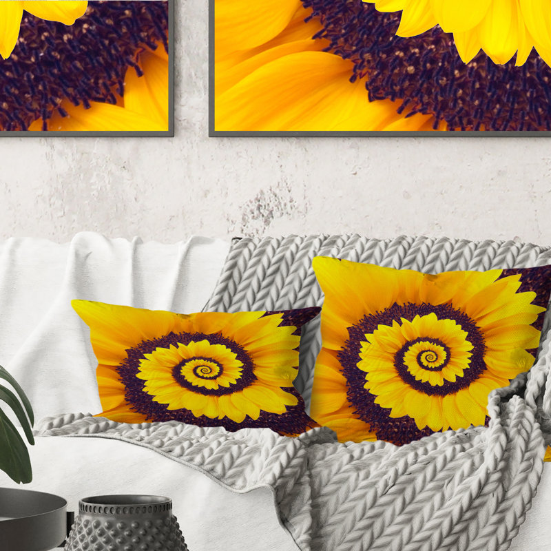Coussin Sunflower Infinity Spiral II - Traditional, 16 po x 16 po