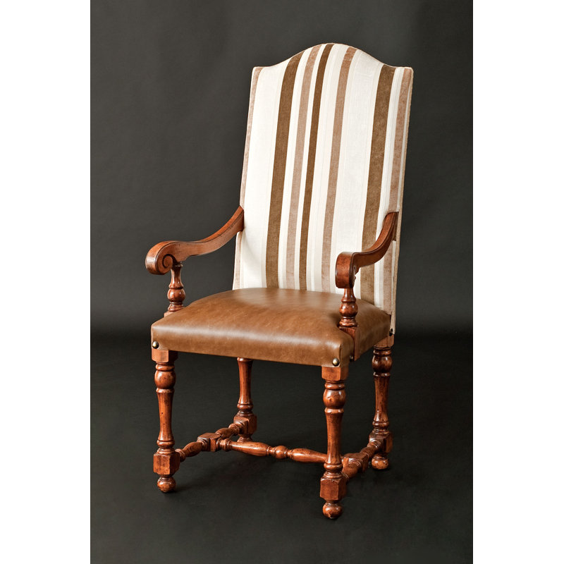 Chaise avec accoudoirs en brun / blanc