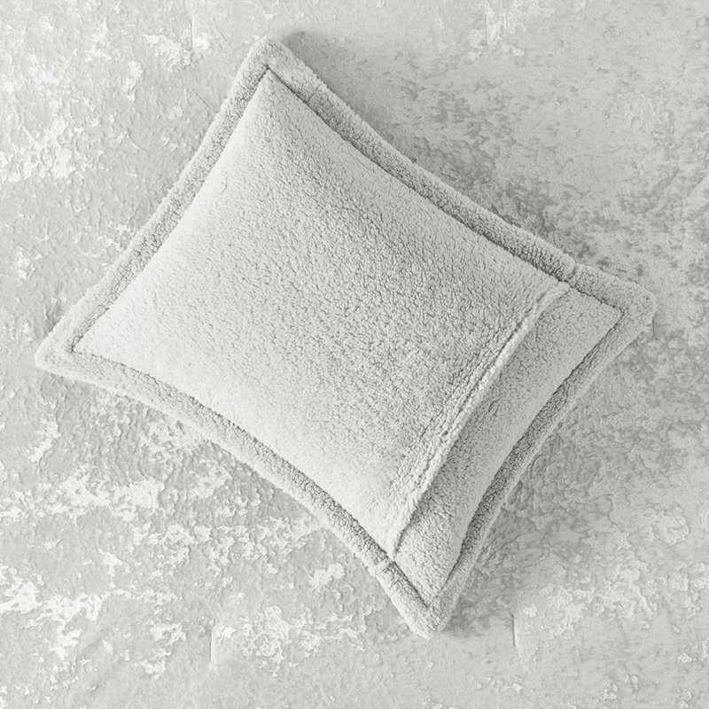Édredon gris avec velours lisse et confortable