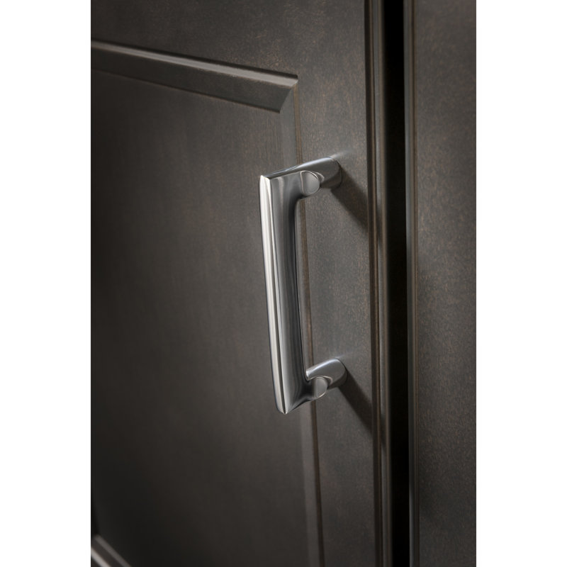 Aspen II Flat Sided Appliance pull, Brushed Satin Nickel, 18" Center to Center