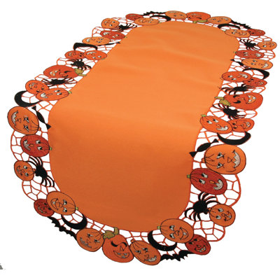 Salisbury Table Runner