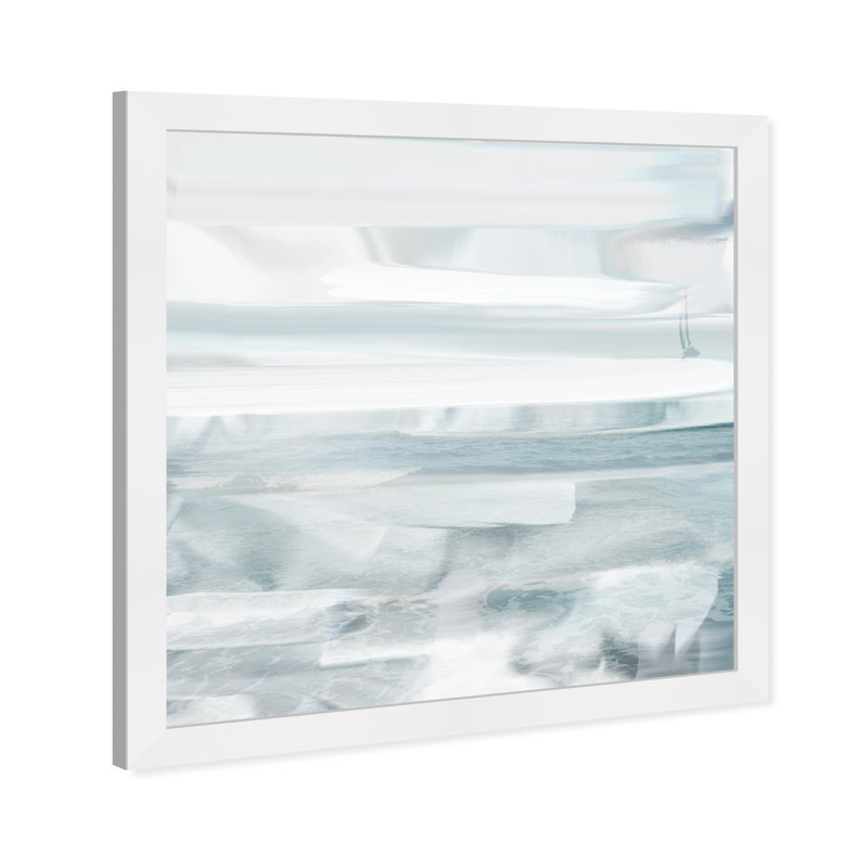 «Misty Beach» par Oliver Gal - impression encadrée, Blanc, H 26 po x l 26 po x P 0,5 po