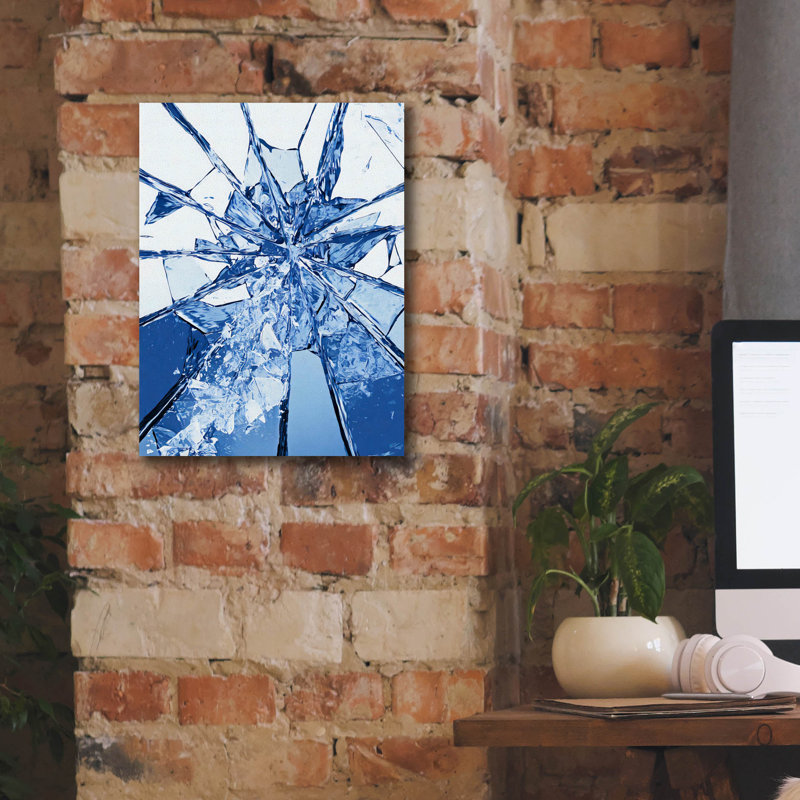 Art mural sur toile Wrought Studio ™ «Broken Glass» par Andreas Magnusson, H 16 po x l 12 po x P 0,75 po