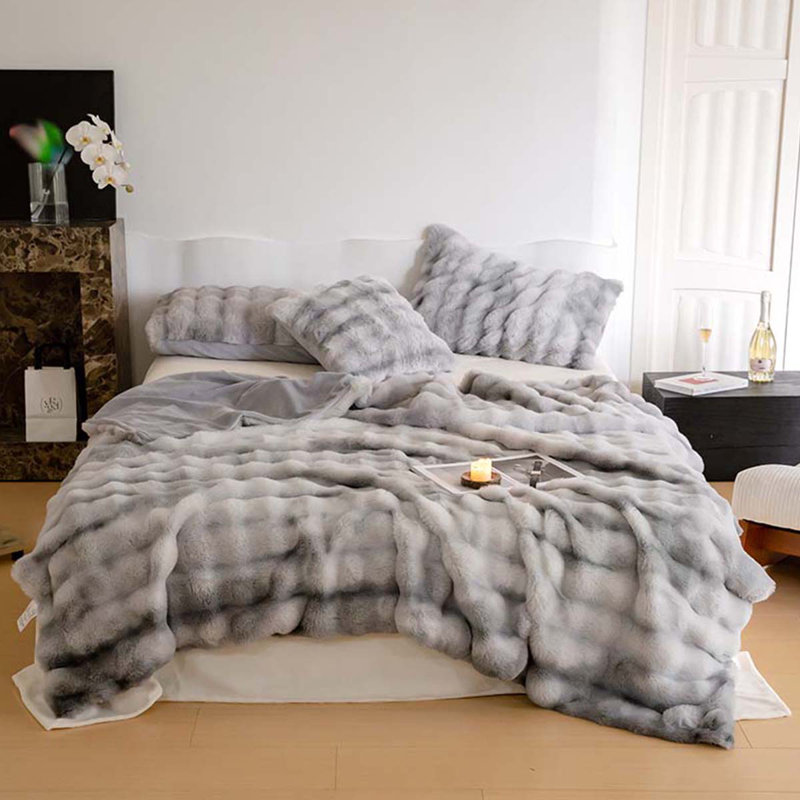 Jeté à double couche en fausse fourrure de lapin, L 50 po x L 60 po, Arc-en-ciel