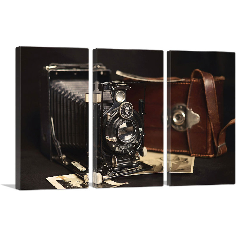 Appareil photo rétro - ensemble de 3 reproductions de photos sur toile tendue, H 40 po x l 60 po x 1,5 po
