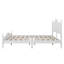Lit plateforme rétro en bois avec tête de lit haute, base de lit en bois avec pieds robustes, aucun sommier requis-263128375