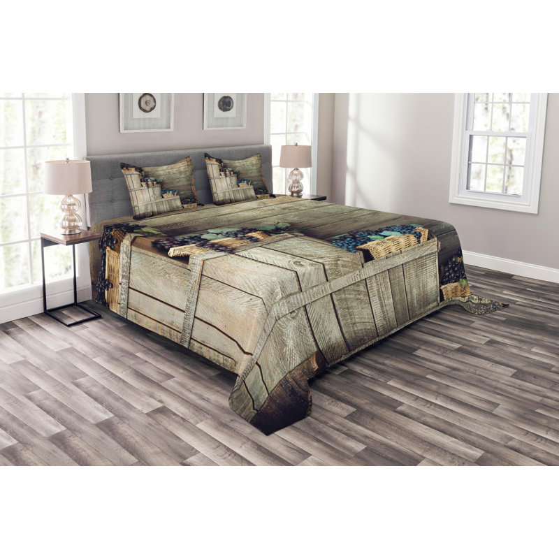 Farmhouse / Country Polyester Coverlet, King Coverlet + 2 Shams