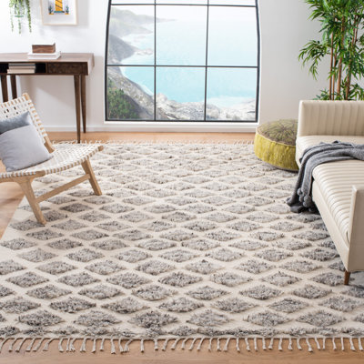 Powell Hand Woven Wool Geometric Rug