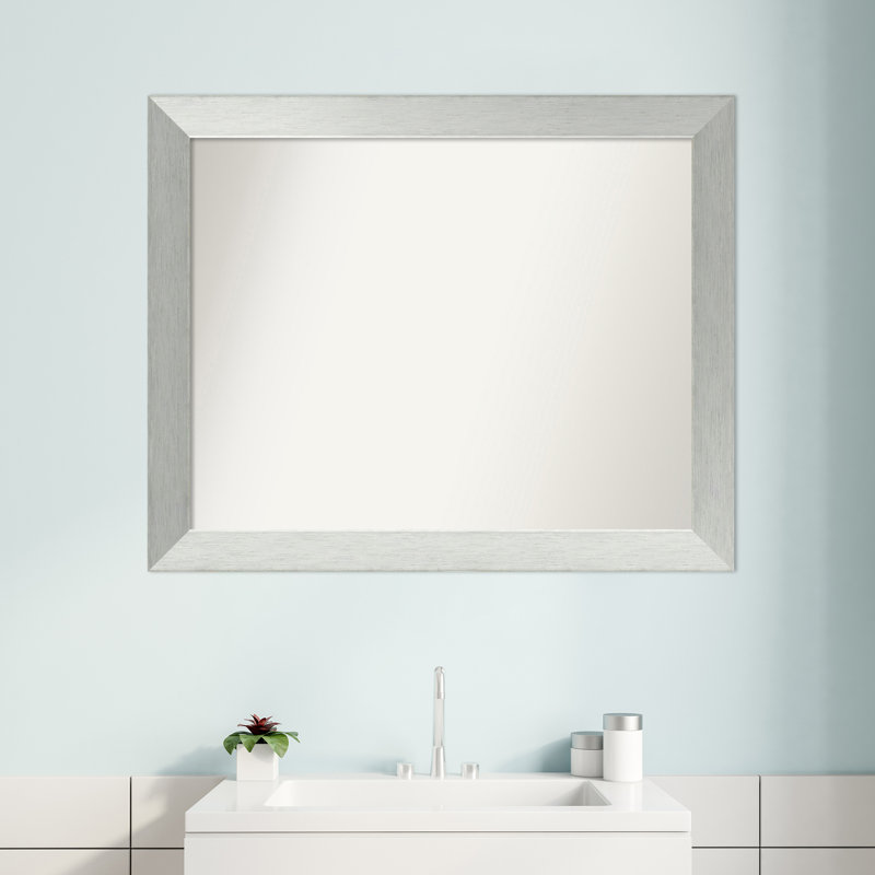 Miroir de salle de bain mural en argent brossé, 26 po x 32 po