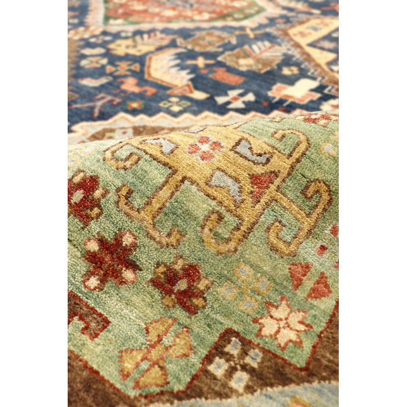 Serapi Handmade Wool Floral Area Rug