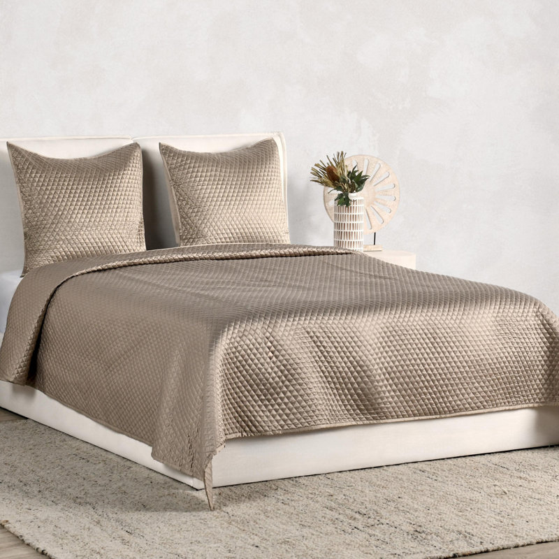Winthrop Sateen Sham, Natural, Euro