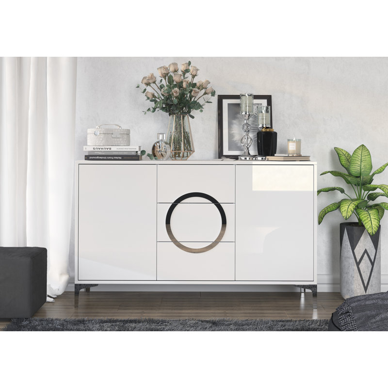 Sterlington 138cm Sideboard, White