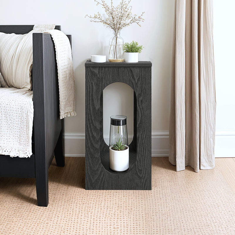 Inniss Modern Geometric 22" End Table with Open Shelf, Chêne gris foncé