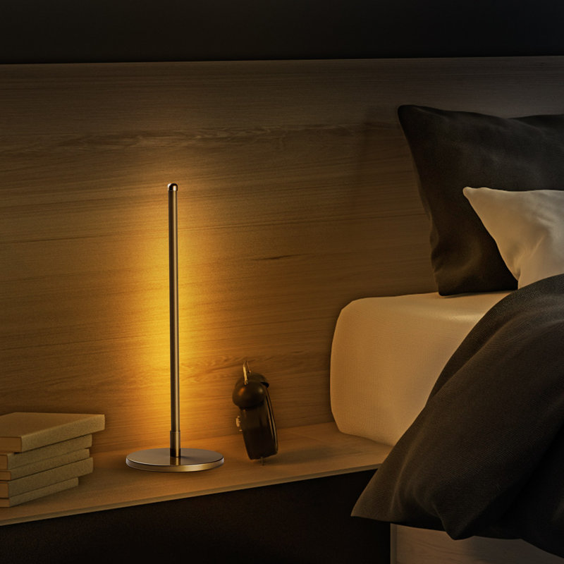 Peleghia Metal Desk Lamp, Gold