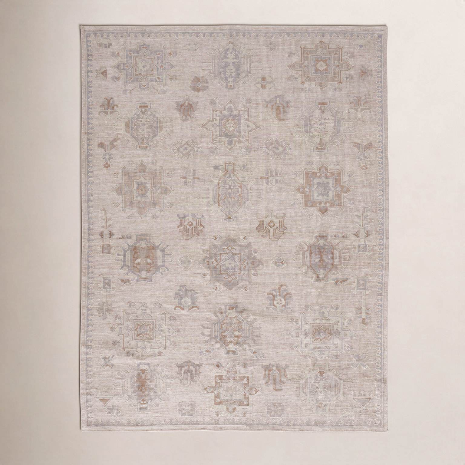 Winslet Beige Ivory Hand-Knotted Oriental Rug, Rectangle 3'6" x 5'6"