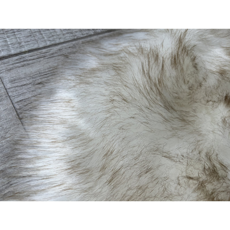 Mar Vista Faux Sheepskin Indoor Rug, Oval 8'6" x 11'6"