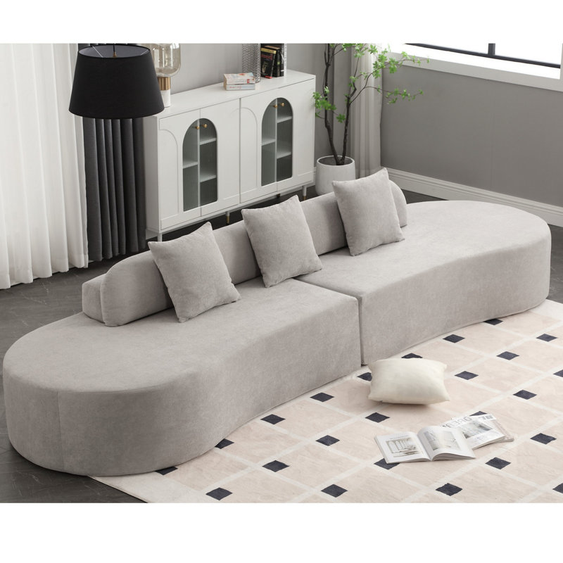 Canapé incurvé durable avec trois coussins, canapé rembourré pour l'intérieur, Gris
