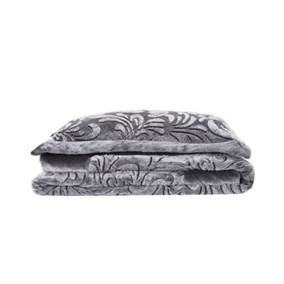 Whitt Polyester Bedspread with Pillow Shams Included