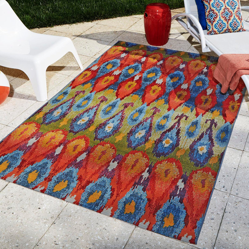 Tapis bleu intérieur / extérieur Newt Ikat, Rectangle 7 pi 1 po x 10 pi