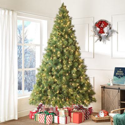 Pre-Lit Spruce Christmas Tree