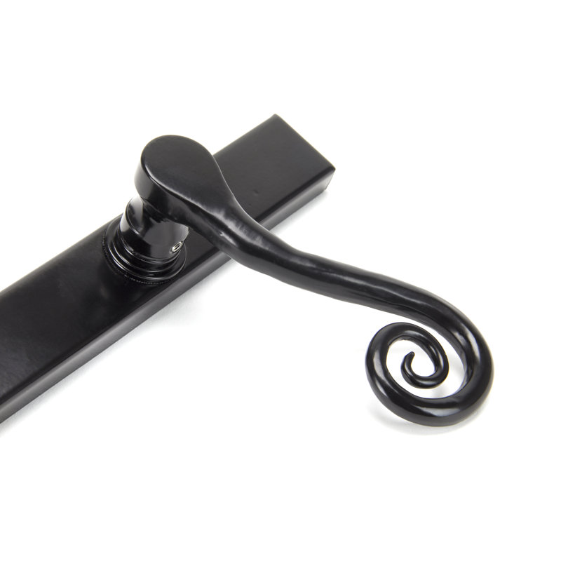 Monkeytail Lock Left Hand Door Handle, Black, Right