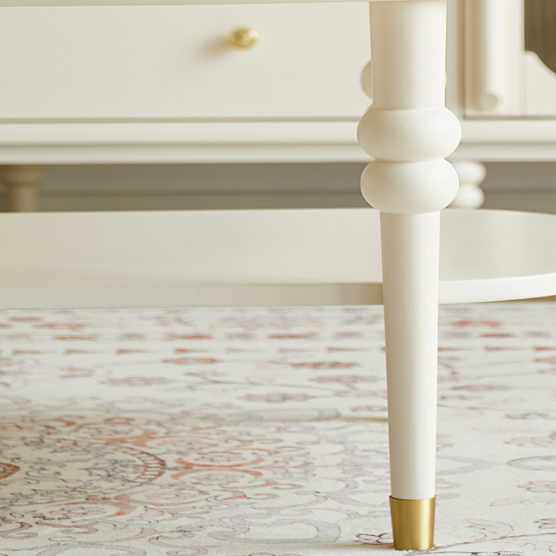 Table basse de style français en bois massif de couleur crème