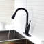 Robinet de cuisine avec douchette extractible, bronze huilé