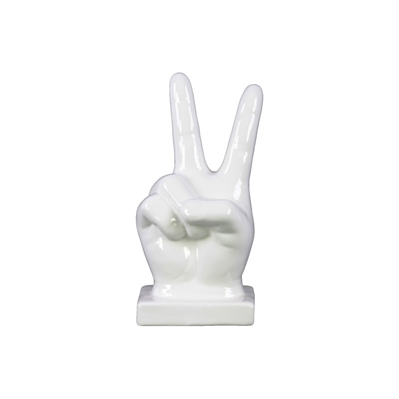 Figurine Isobe, H 10,75 po x l 5,75 po x P 4 po
