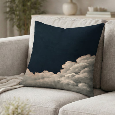 Coussin Fluffy Clouds In The Sky - Coussin décoratif minimaliste Clouds