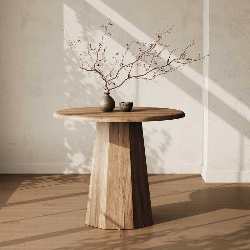 31" Round Pedestal Dining Table, Natural