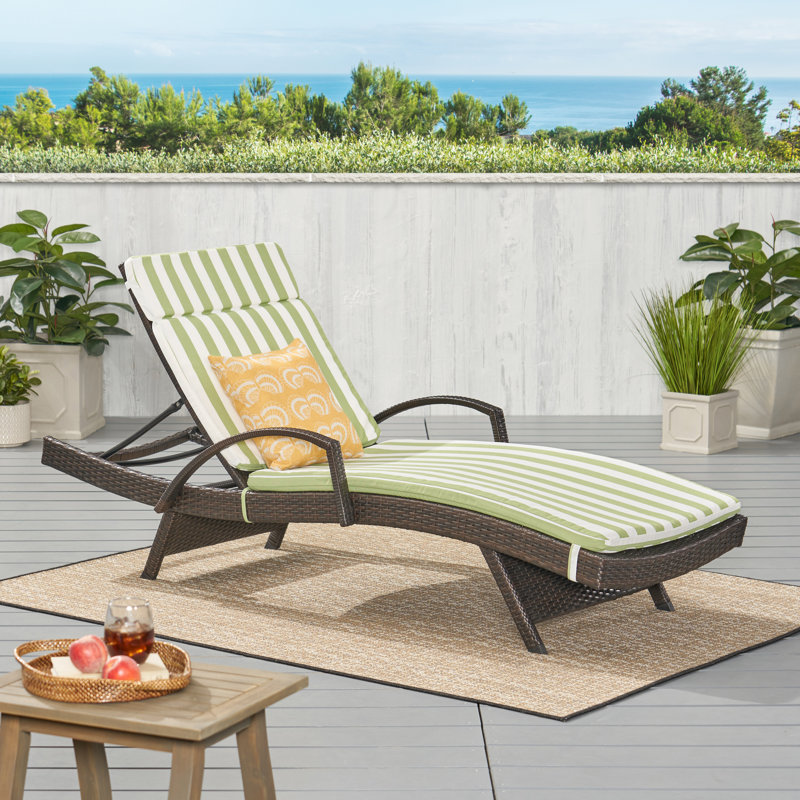 Blaise Outdoor Chaise Lounge , Cushion Included, Green/White