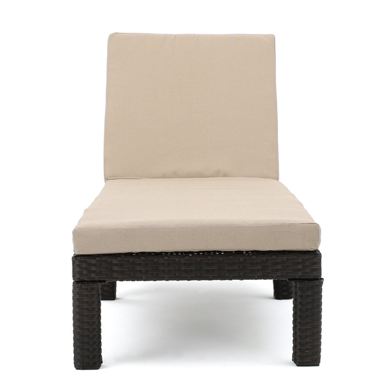  Chaise longue d'extérieur en osier avec coussin hydrofuge Puerta, brun foncé et beige