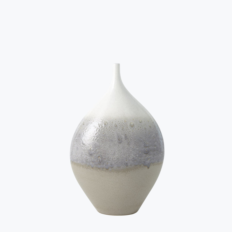 Crème se lève dans un vase, H 22 po x l 13 po x P 6 po