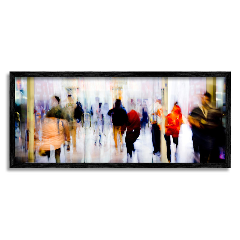 «Modern Industrial Crowd Abstract Long Exposure», art mural par Sven Pfrommer, H 10 po x l 24 po, Giclée encadrée noir minuit