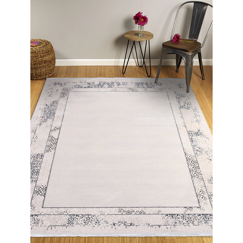 Rederick Machine Made Indoor / Outdoor Area Rug, Rectangle 5'3" x 7'8"