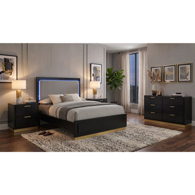 Camden Black Queen 4-Piece Bedroom Set