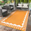 Tapis d'extérieur réversible Modern Wave, tapis en plastique imperméable et résistant aux rayons UV, facile à nettoyer, orange / blanc, patio, jardin, terrasse, tapis de camping, 8 x 10 pi-2114518010-2114518012