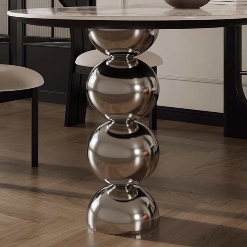 Gurjit, 29.52"H x 62.99"L x 27.55"W