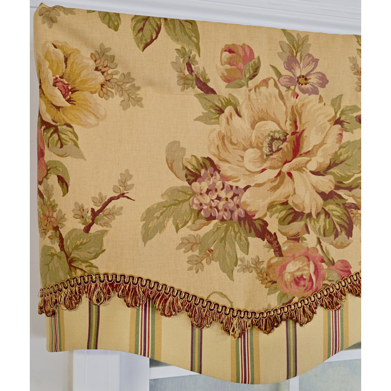 Dewsbury Glory Valance