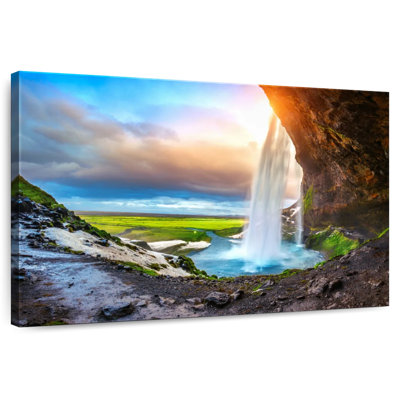 Cascade Alvord Seljalandsfoss