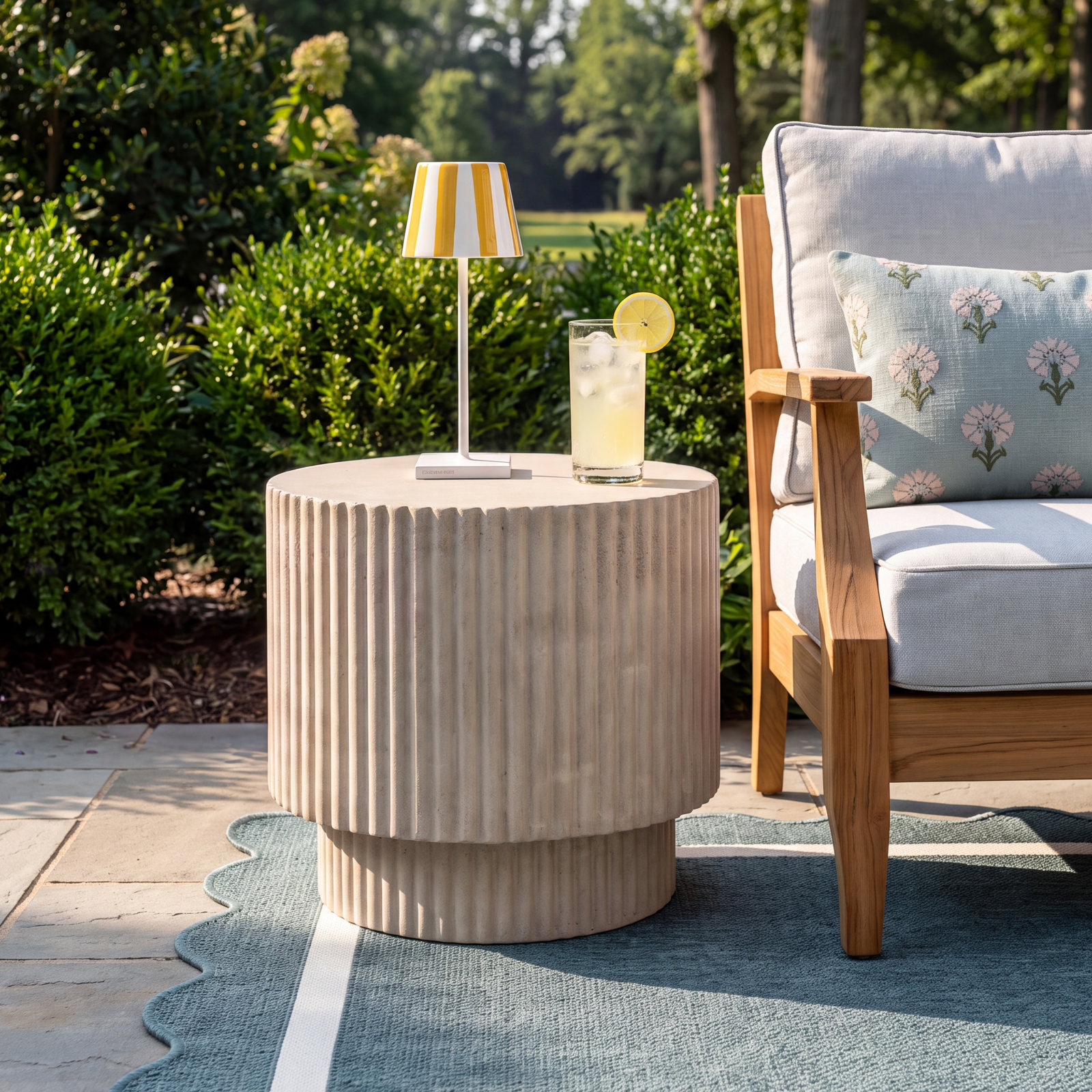 20" Patio Side Table, Gray