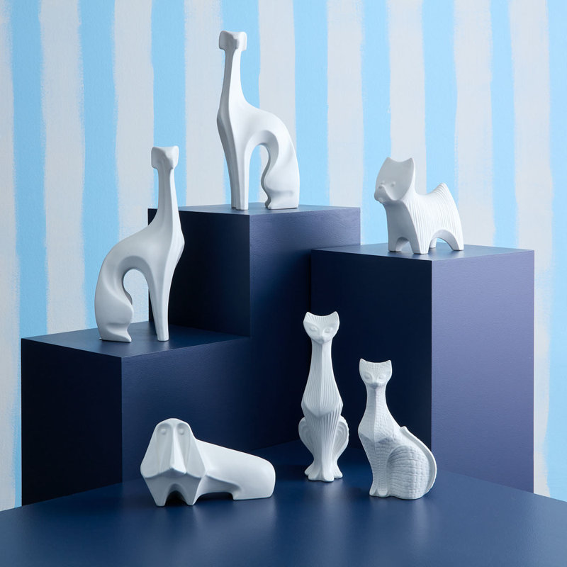 Menagerie Animals Figurines & Sculptures