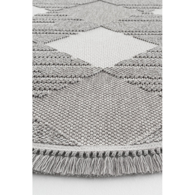 Round Adhithya Machine Made Indoor / Outdoor Area Rug, Round 2'7"