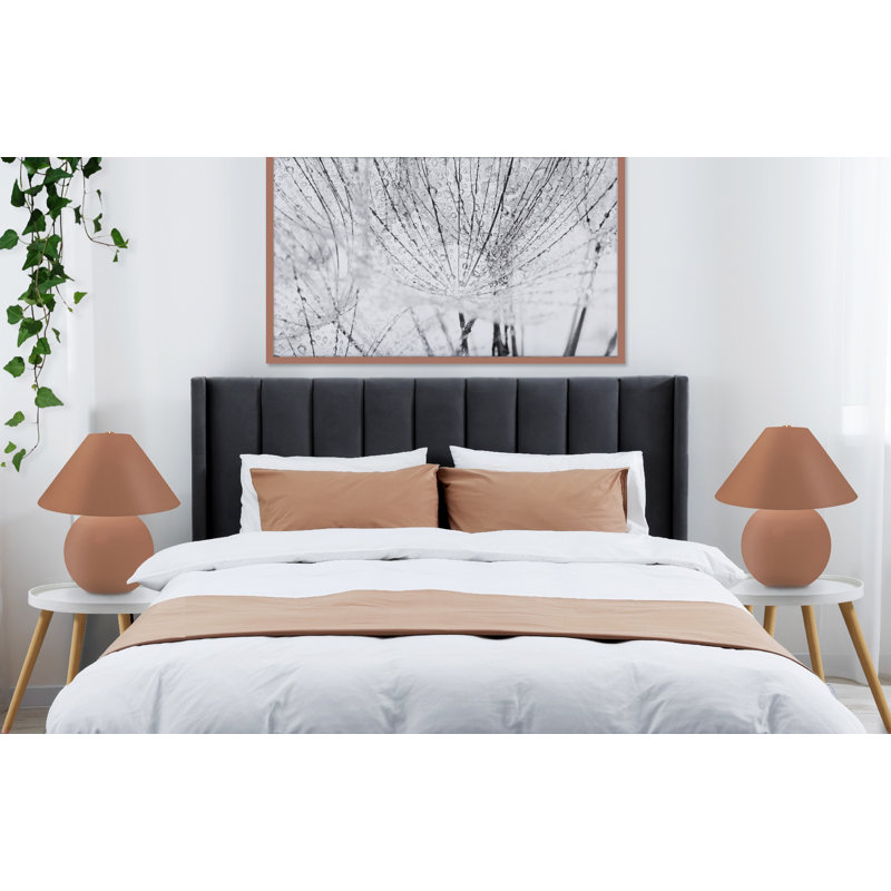Lampe de table en céramique Caroldine, Adobe, 16.75" H x 15" W x 15" D
