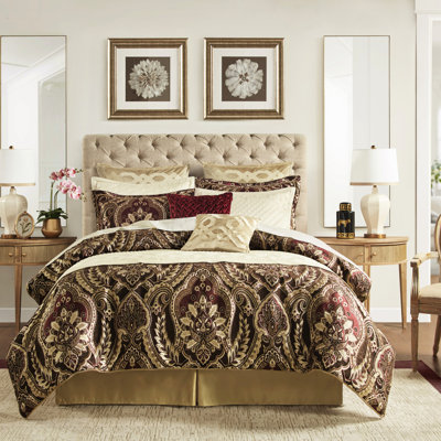 4 grand édredon bourgogne. Contient 1 édredon, 2 taies décoratives, jupe de lit. 2022 Endurance améliorée. Chenille Firefly Spark. Fermeture à glissière cachée. Charmante literie robuste. Brillance. Captivant
