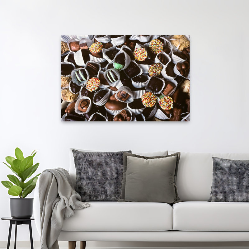 Art mural contemporain, bonbons au chocolat et coupes en papier blanc, H 32 po x l 48 po