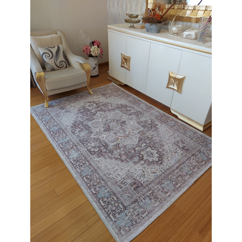 Nikias Oriental 160cm X 230cm Area Rug