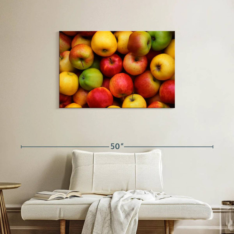 Yarlin Pile Of Apples